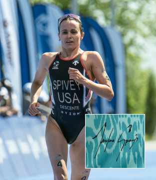 T-shirt signed by Taylor Spivey World Triathlon Championship Series Samarkand 2026